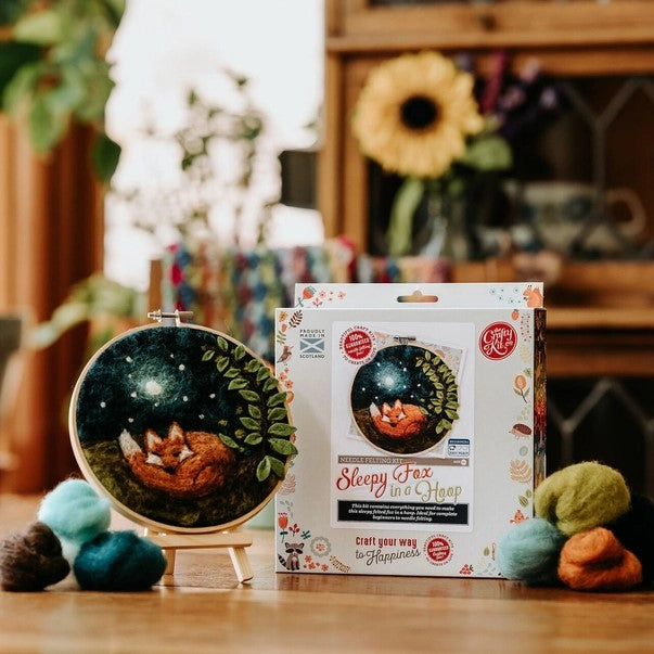 Paint with Wool: Sleepy Fox in A Hoop Needle Felt Craft Kit