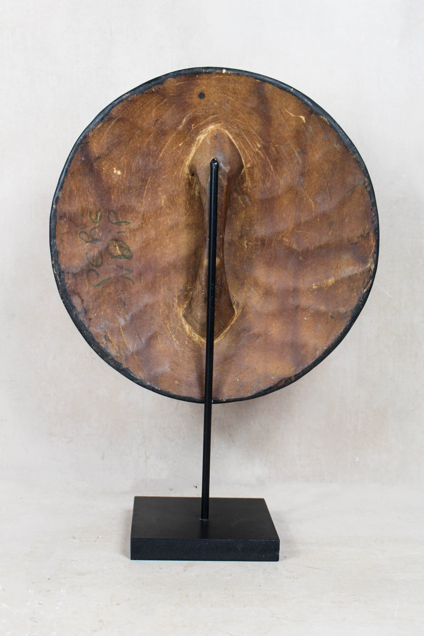 Cameroon Shield Round - 160.9 by Botanical Boys