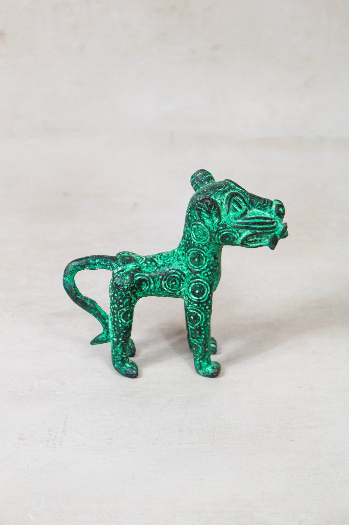Benin Leopard sculpture - Bronze 56.21 by Botanical Boys