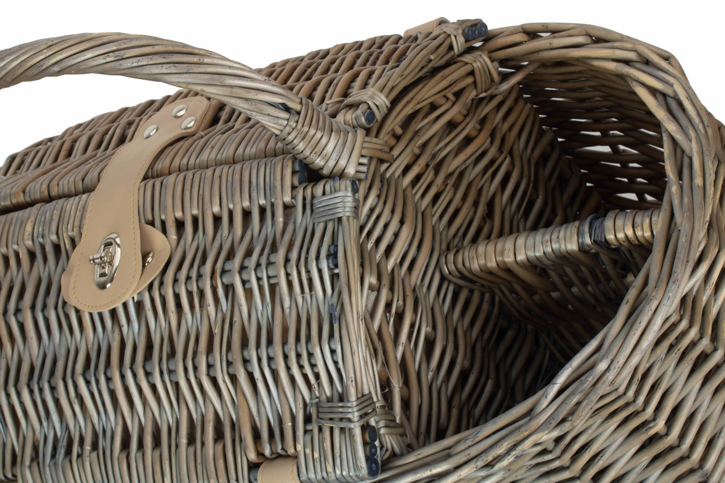 4 Person Boat Picnic Hamper close-up showing the woven willow handle and antique wash finish