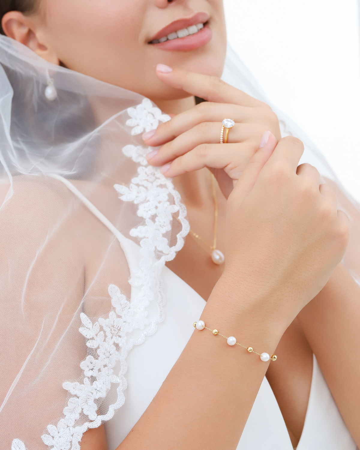 Pearl Bracelet in 18k Gold Vermeil by Vianne Jewellery