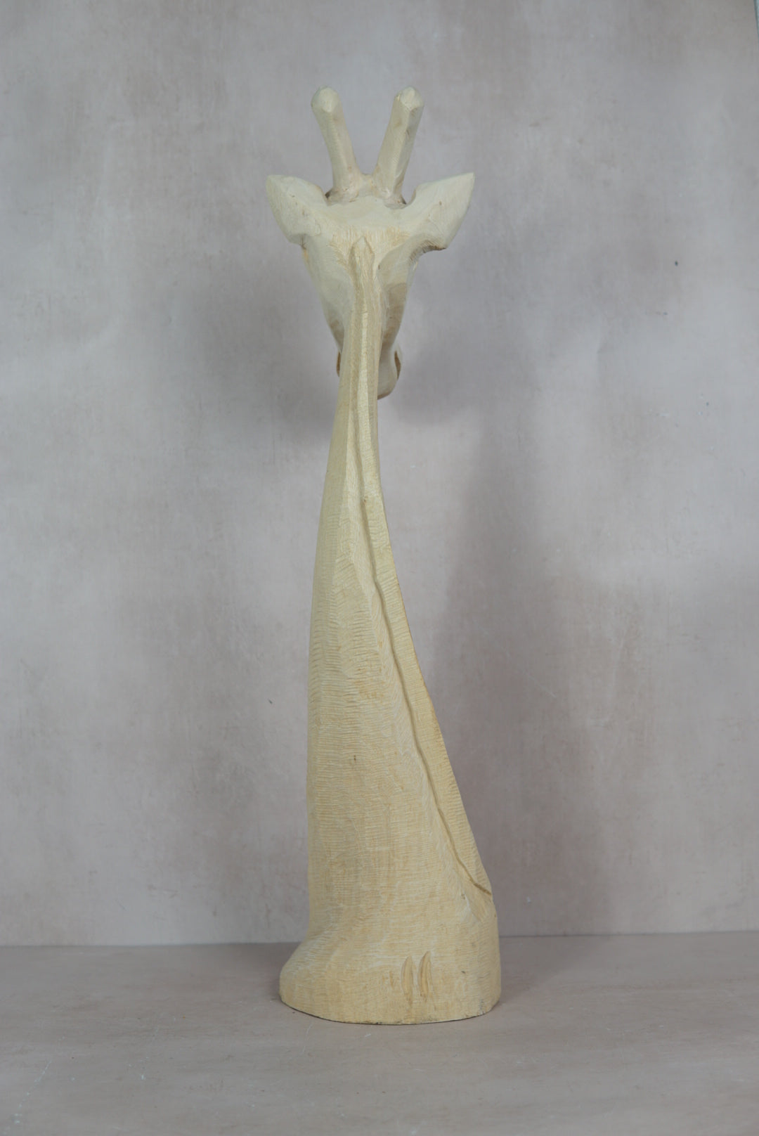 Swazi Giraffe-head sculptures - wood - 80.3 by Botanical Boys