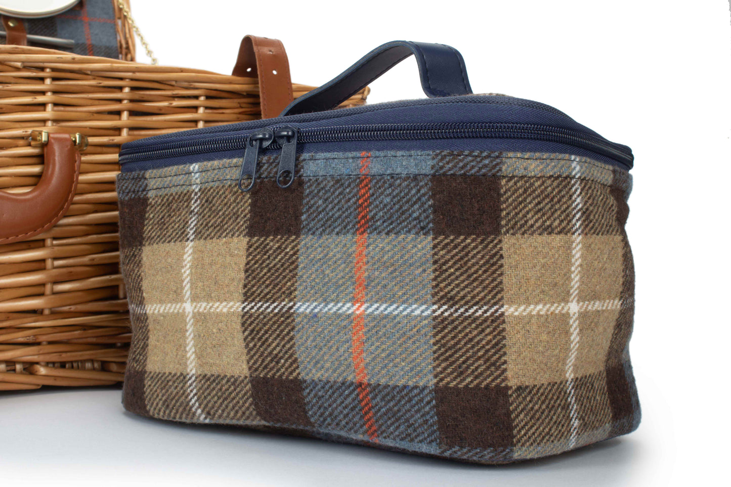 Deluxe 4 Person Ravenstor Hamper