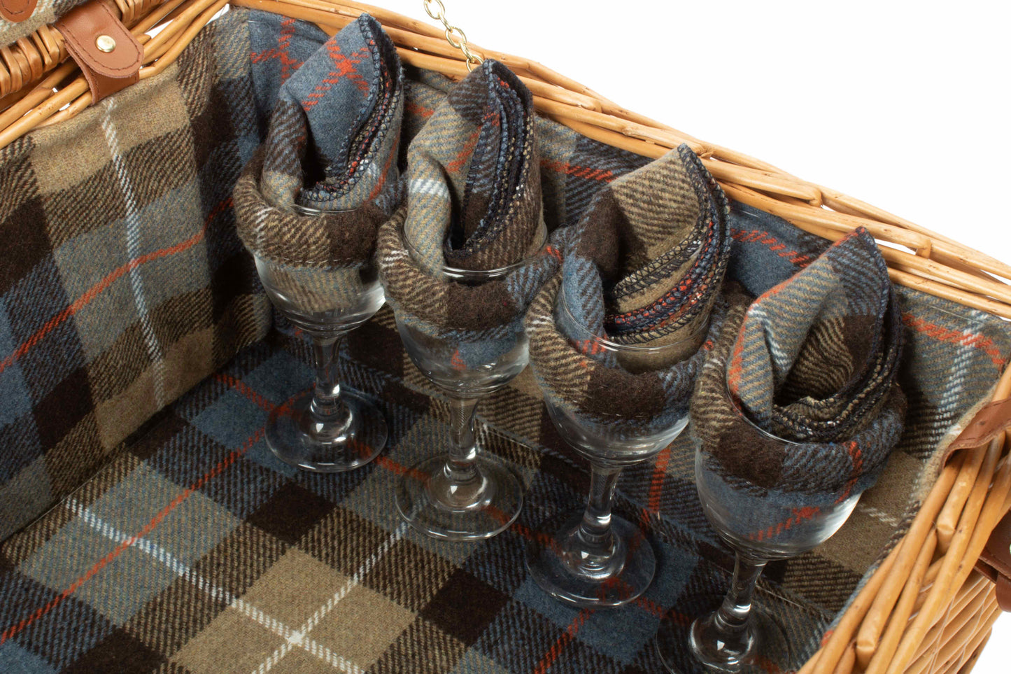 Deluxe 4 Person Ravenstor Hamper