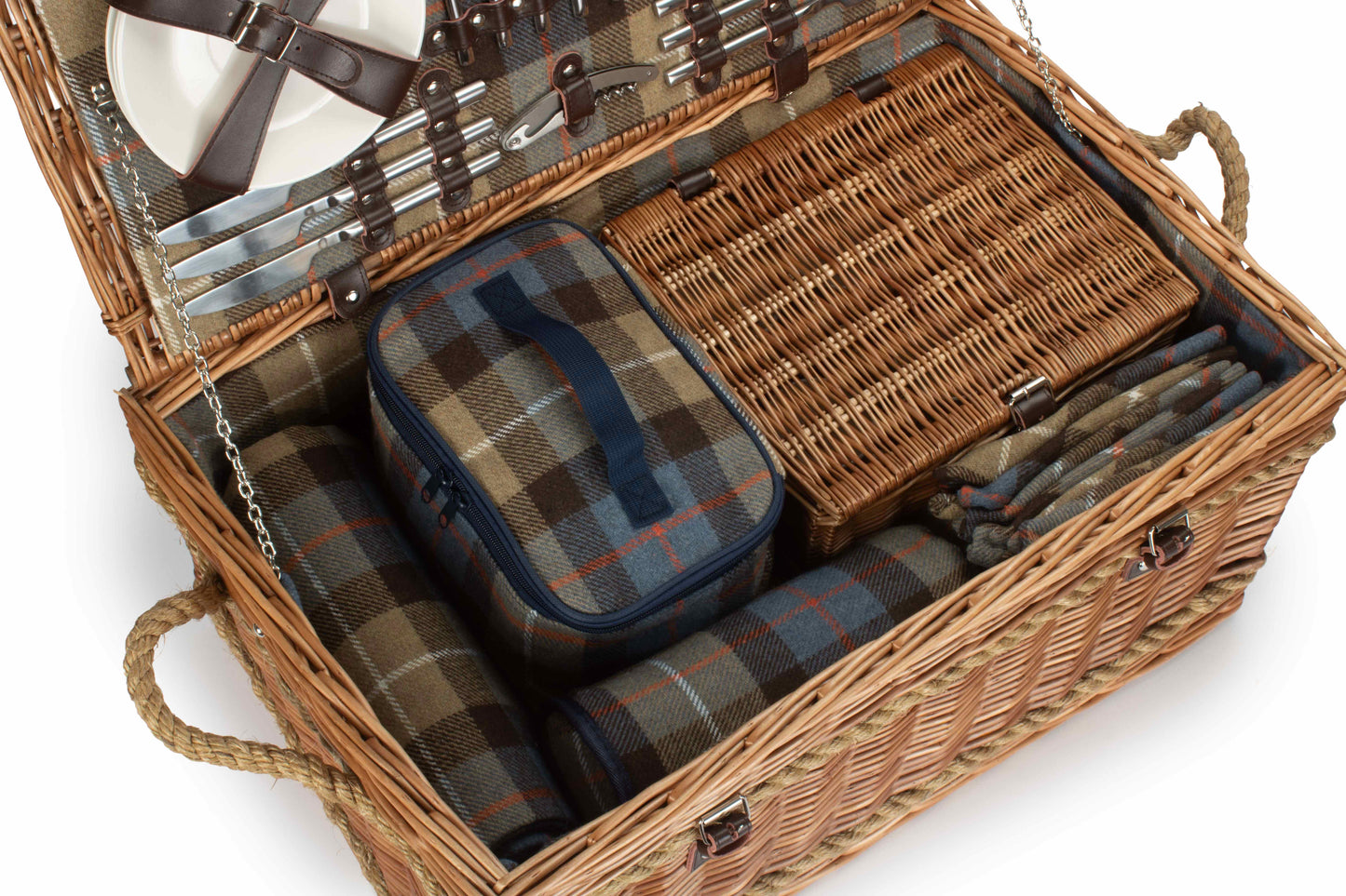 Rope Handled Ravenstor 6 Person Picnic Hamper