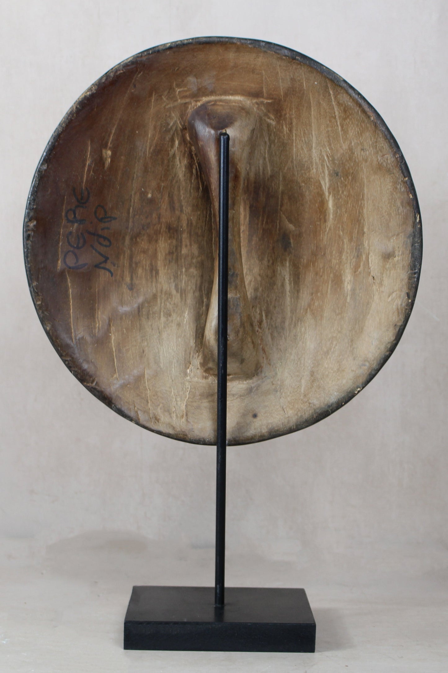 Cameroon Shield Round - 160.1 by Botanical Boys