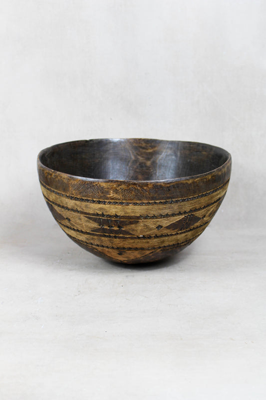 Vintage Tuareg Bowl 113.2 by Botanical Boys