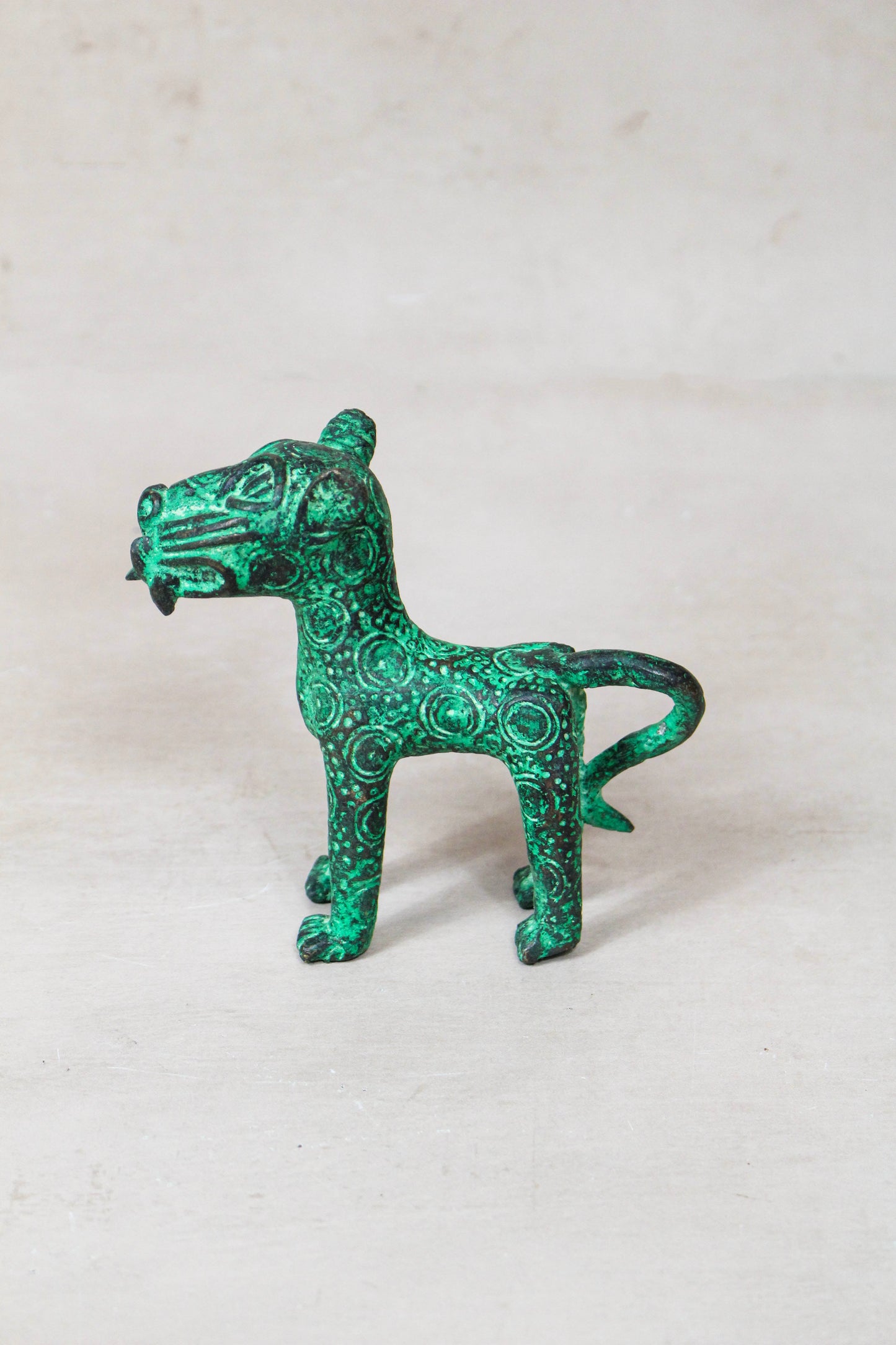 Benin Leopard sculpture - Bronze 56.21 by Botanical Boys