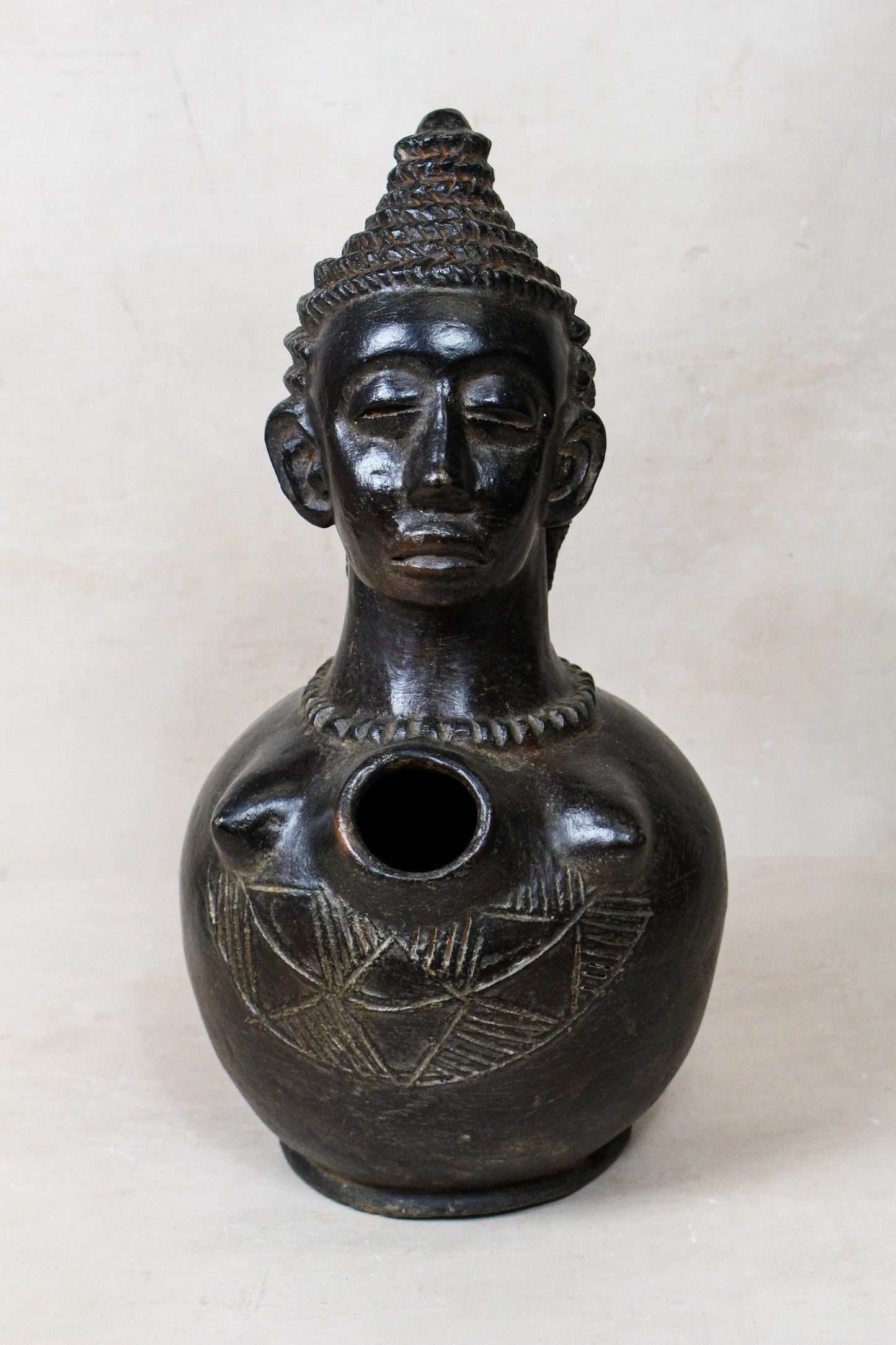 Mangbetu Bust Vase 231.1 by Botanical Boys