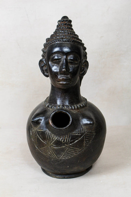 Mangbetu Bust Vase 231.1 by Botanical Boys