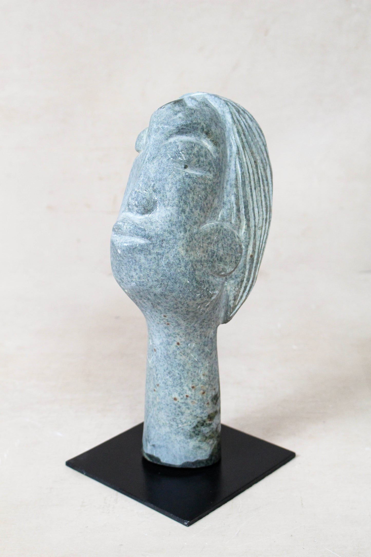 Stone head sculpture by Rizimu Chiwawa Zimbabwe 30.6 by Botanical Boys