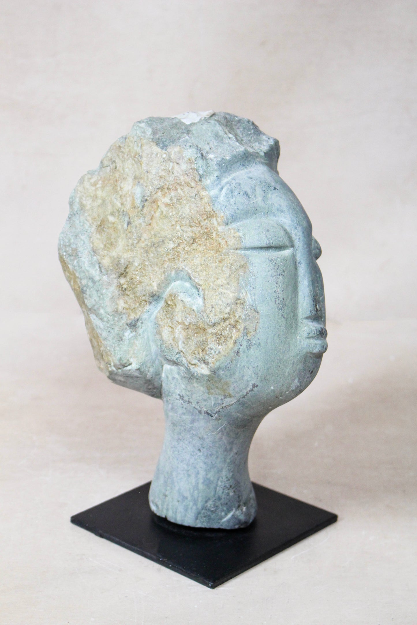 Stone head sculpture by Rizimu Chiwawa Zimbabwe 30.7 by Botanical Boys