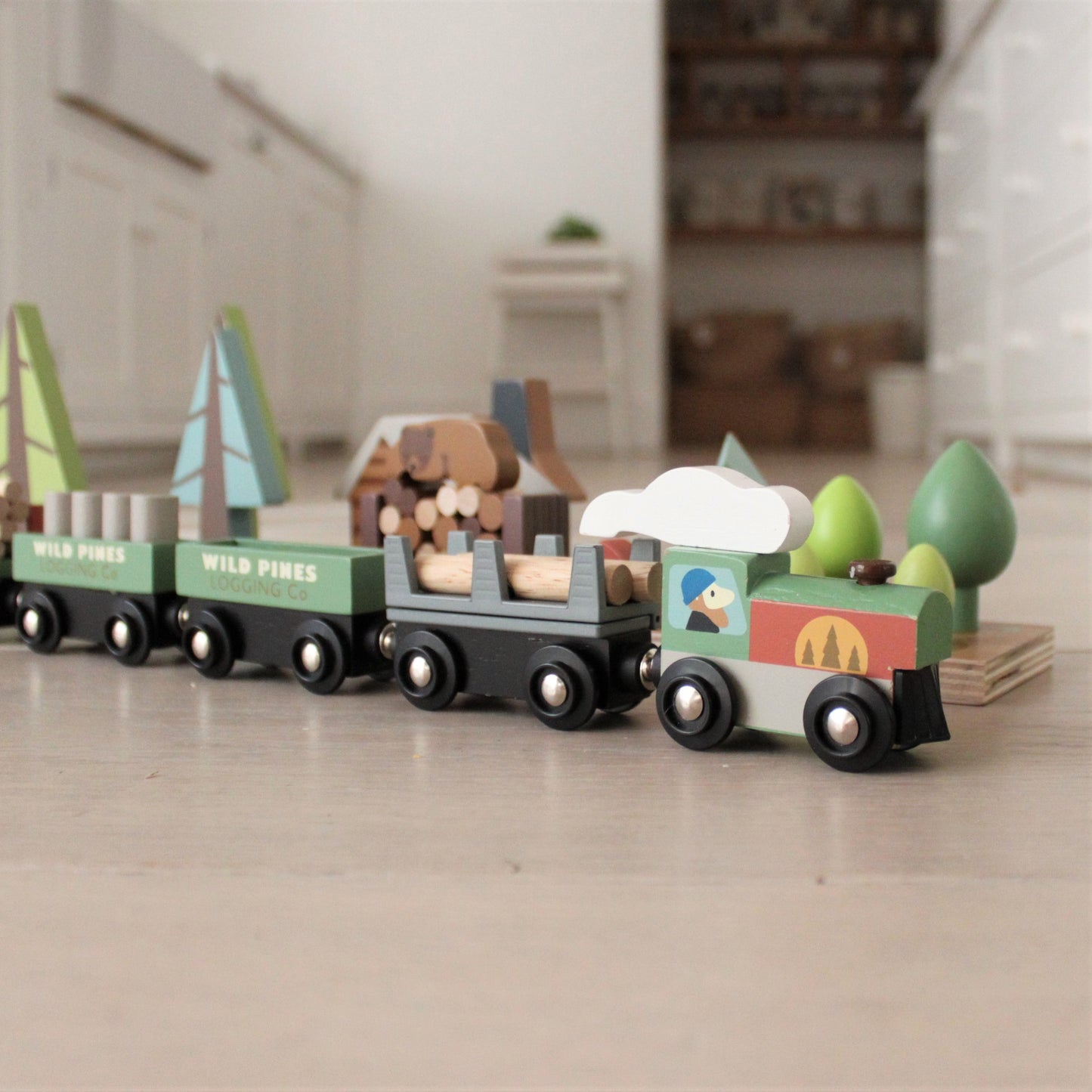 Wild Pines Train Set