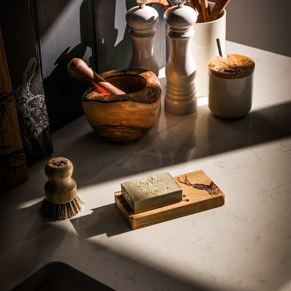 Stag Prince Oak Soap Dish & Soap Set by Selbrae House