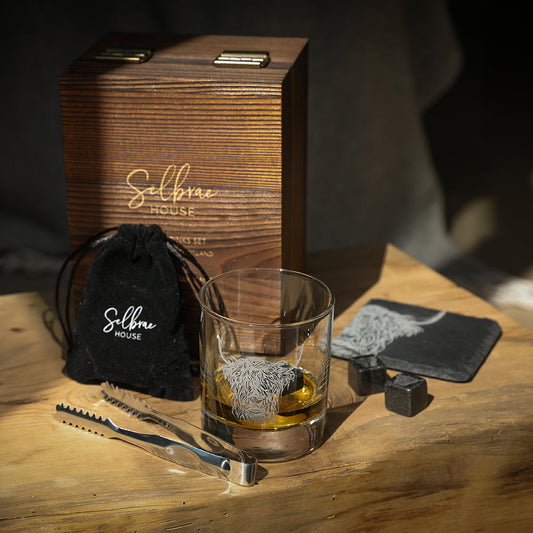 Highland Cow Drinks Set by Selbrae House