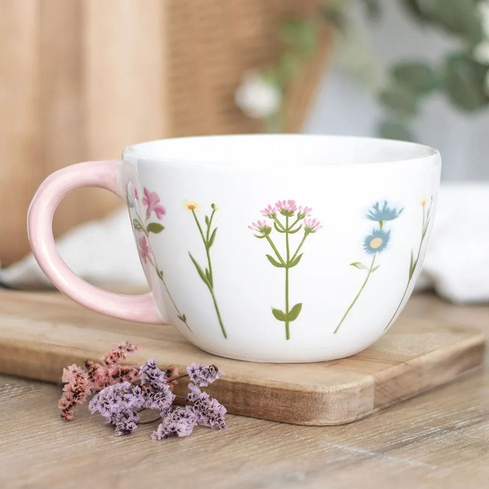BLOOMING LOVELY FLORAL MUG