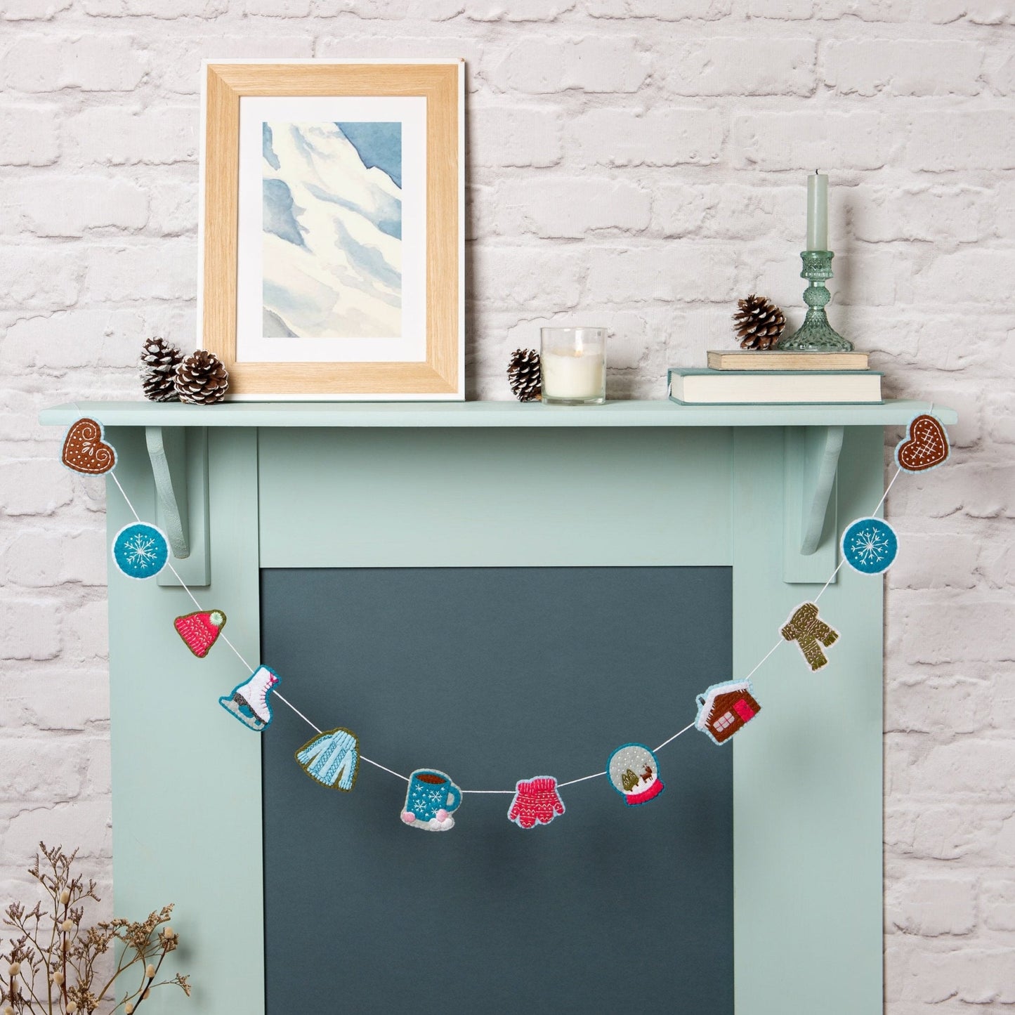 'Winter Garland' Festive Felt Craft Kit for Beginners
