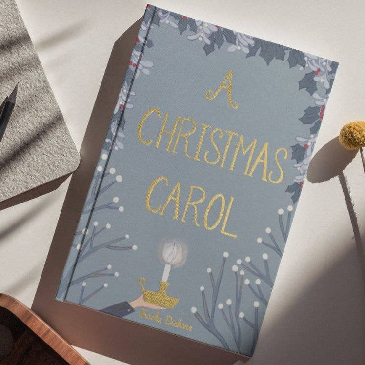 A Christmas Carol by Charles Dickens, Wordsworth Collector's Edition hardback with illustrated green cover and gold foil detailing