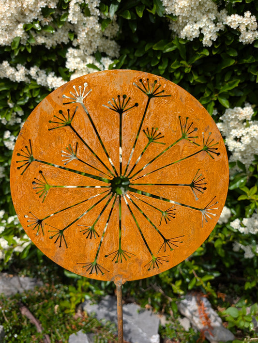 Rusty Metal Allium Garden Stake – 1m Steel Flower Sculpture