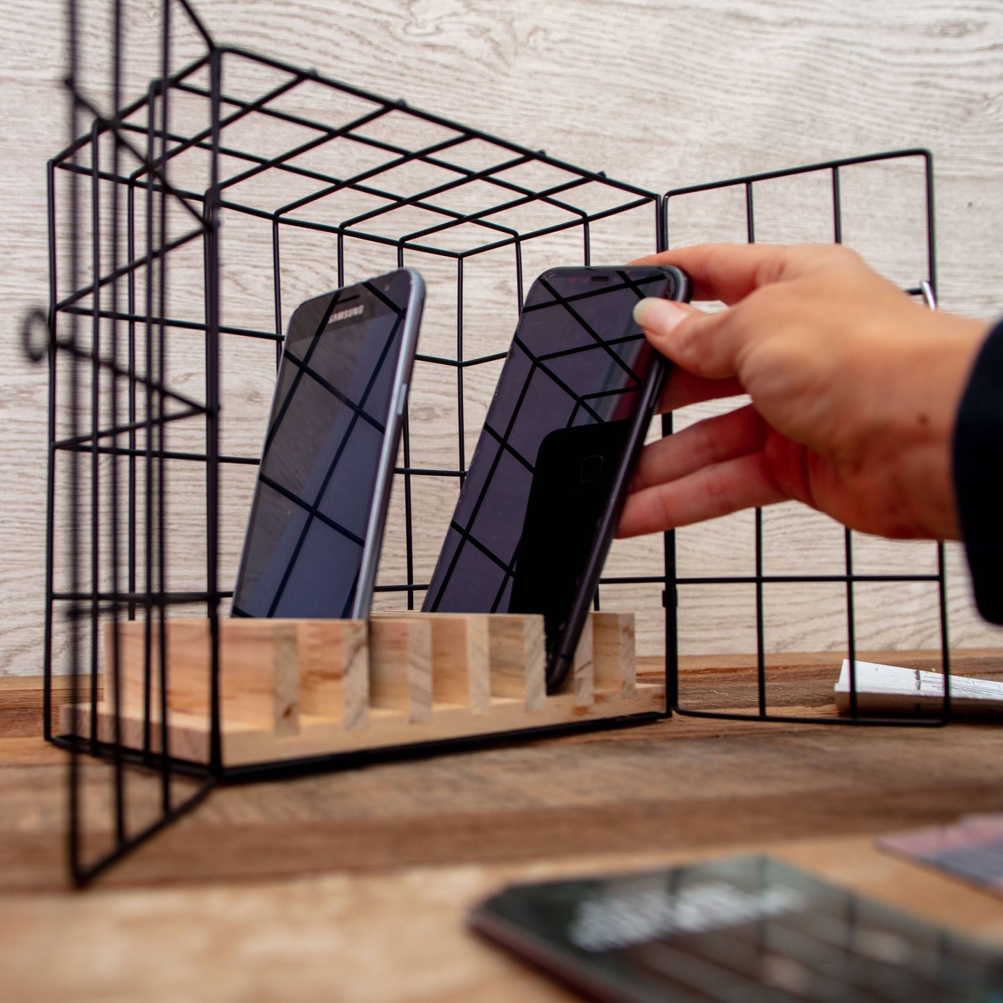 Phone Escape Room Puzzle Game - Christmas Gifts