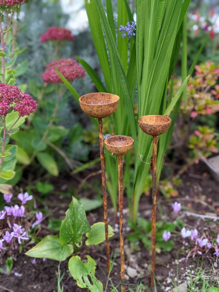 Small Rain Catcher Trio Garden Stakes