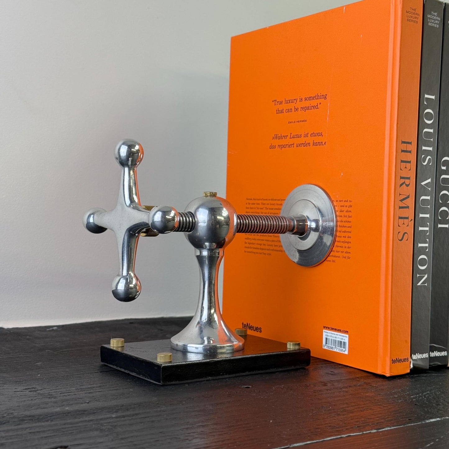 Windlass Bookend Retro Book DVD Organizer by Vintage-Electrical