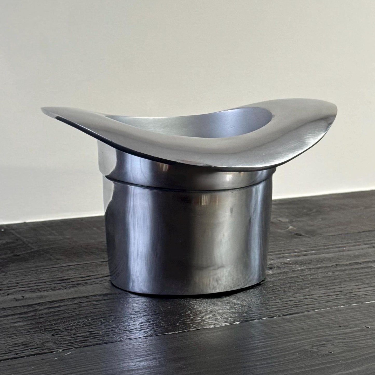 Top Hat ~ Solid Cast Champagne Ice Bucket - Wine Cooler by Vintage-Electrical