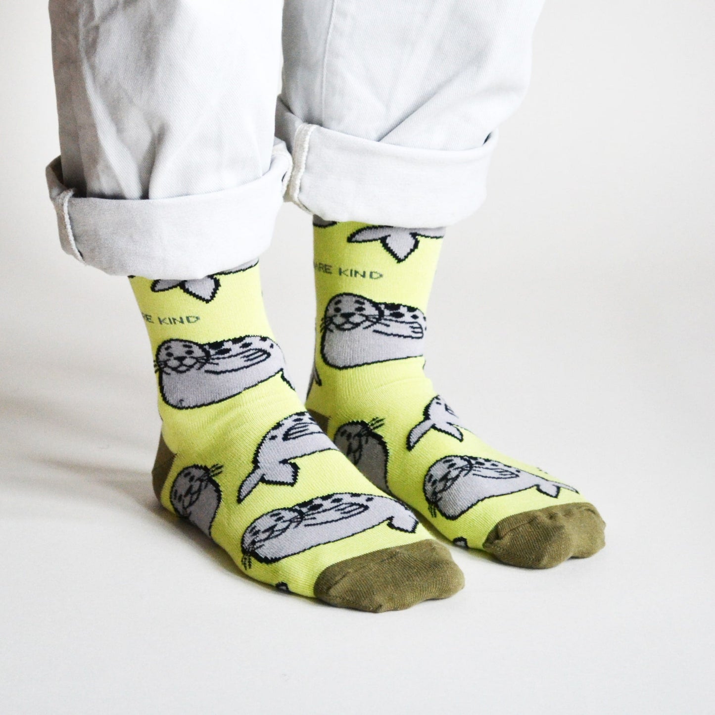 Bear Kind Ocean Rainbow 5 Pack Bamboo Sock Set