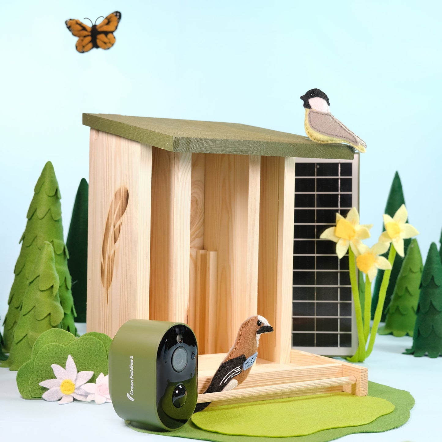 Green Feathers Solar Powered WiFi Camera Wooden Bird Feeder Kit
